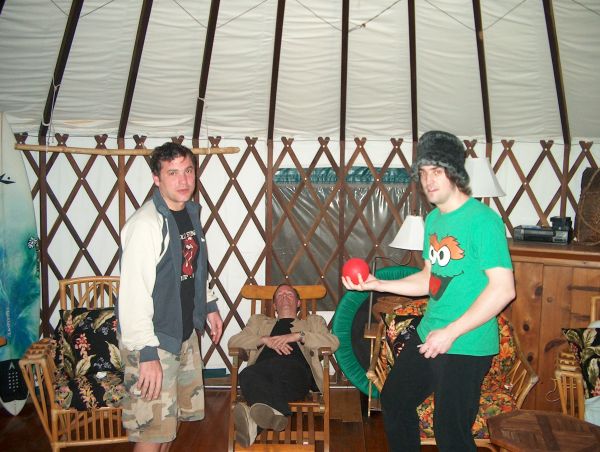Beatniks Hawaii 2, Montana 044.jpg